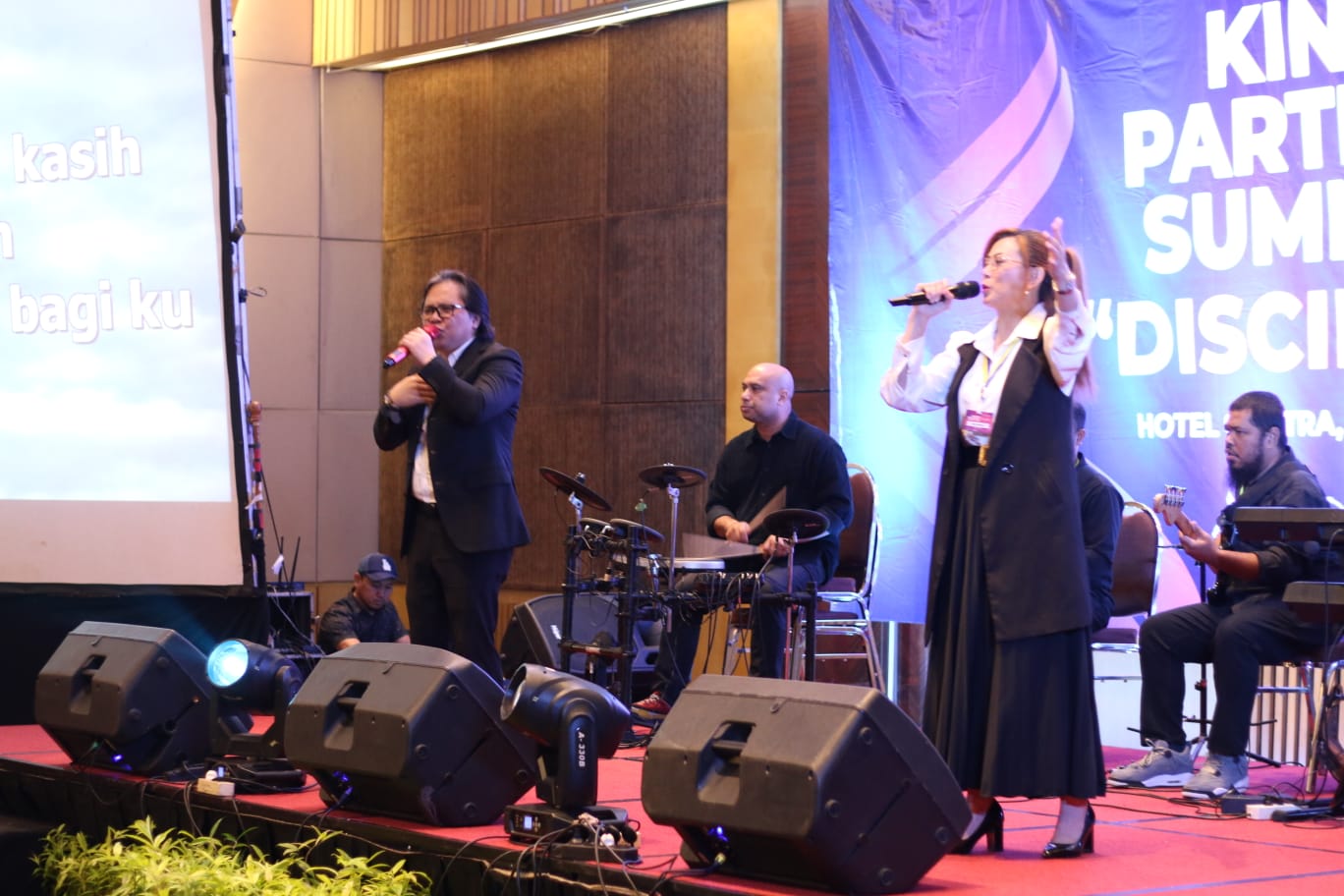 Center For Kingdom Partnership collaborate with Galilean Movement, VIA, Great Commission Network, Alpha, held an event for Christian Leaders in Jakarta. 2